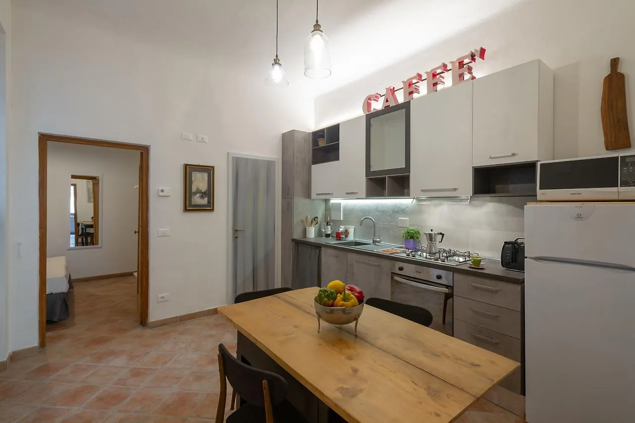 Apartments Florence - Midnight In Santa Croce