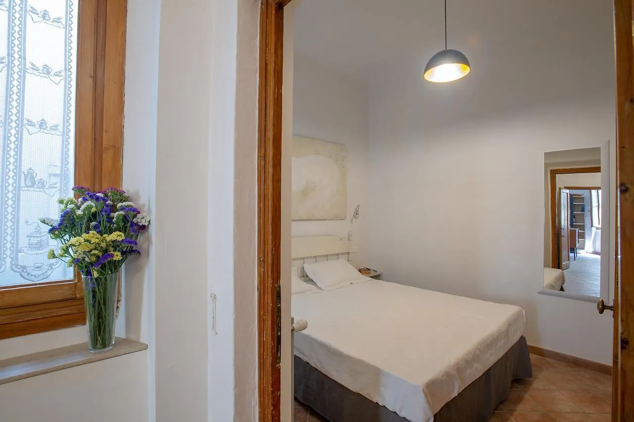 Apartments Florence - Midnight In Santa Croce Italy
