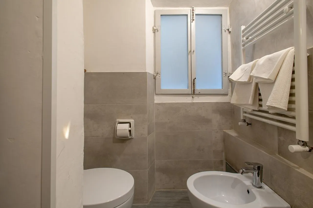 Apartments Florence - Midnight In Santa Croce